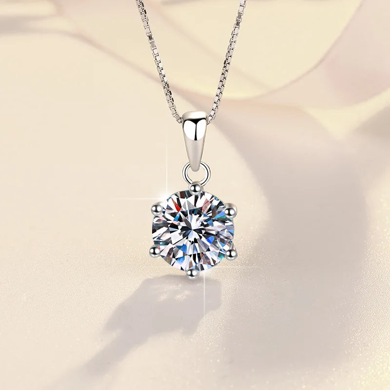 Solis Spark Pendant